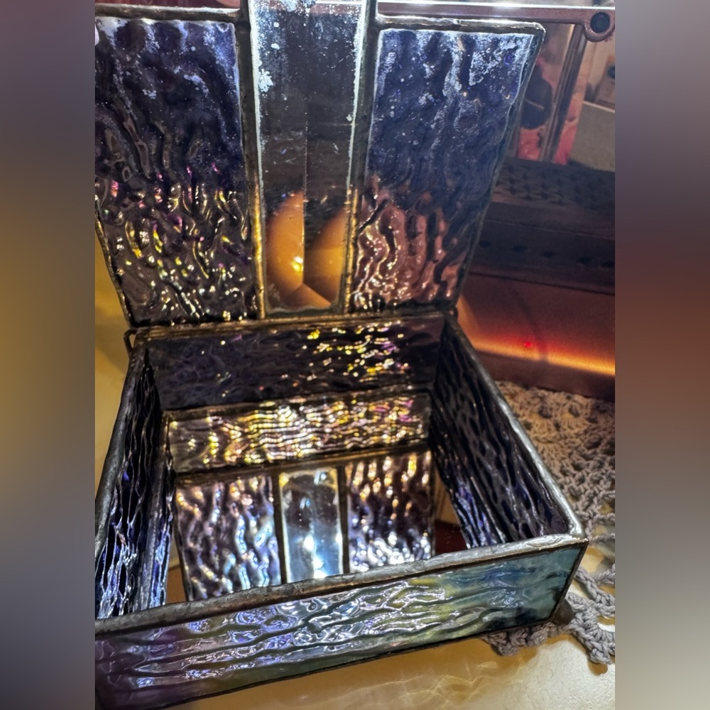 Iridescent Stained Glass Trinket Box✨ - Picture 12 of 16